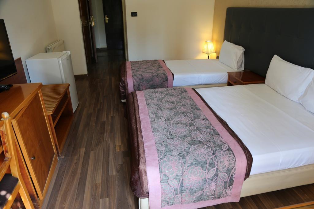 Charles Hotel Beirut Luaran gambar